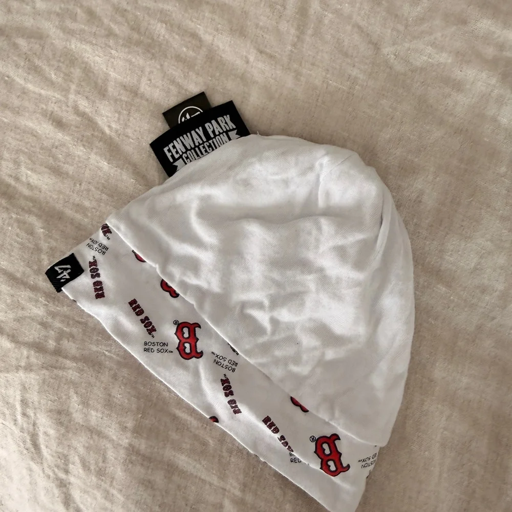 Boston Red Sox Kids Beanie - White and Red infant